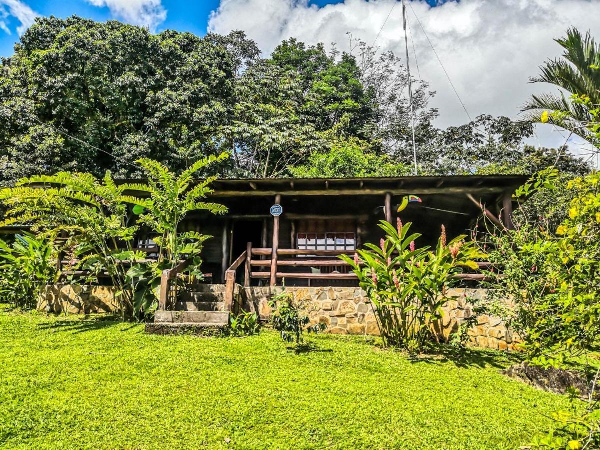 Cabanas Montanas Del Tenorio Rio Celeste Exterior foto