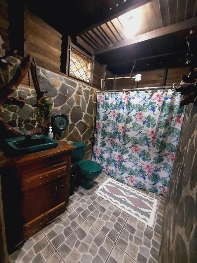 Cabanas Montanas Del Tenorio Rio Celeste Exterior foto